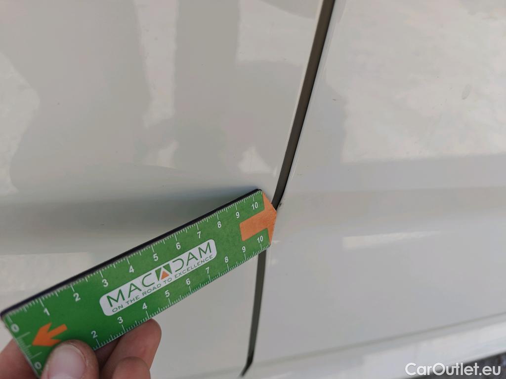  Skoda  KAMIQ SKODA  1.0 TSI 81kW (110CV) DSG Ambition (CX) #33