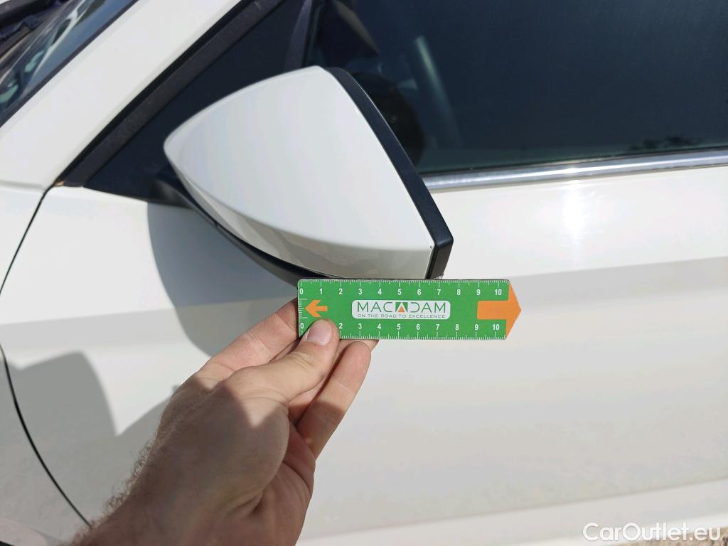  Skoda  KAMIQ SKODA  1.0 TSI 81kW (110CV) DSG Ambition (CX) #25