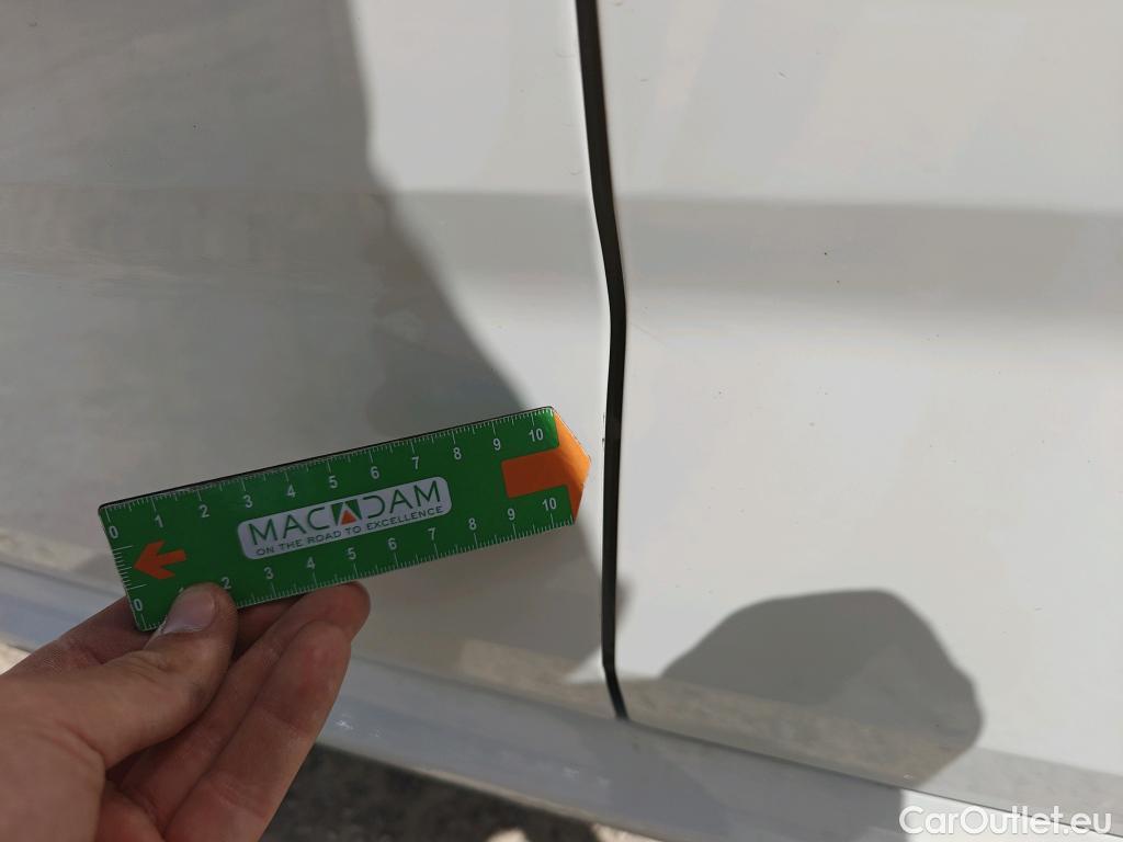  Skoda  KAMIQ SKODA  1.0 TSI 81kW (110CV) DSG Ambition (CX) #29