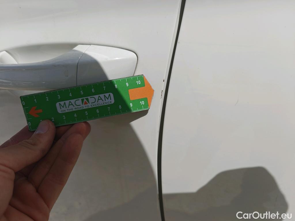  Skoda  KAMIQ SKODA  1.0 TSI 81kW (110CV) DSG Ambition (CX) #28