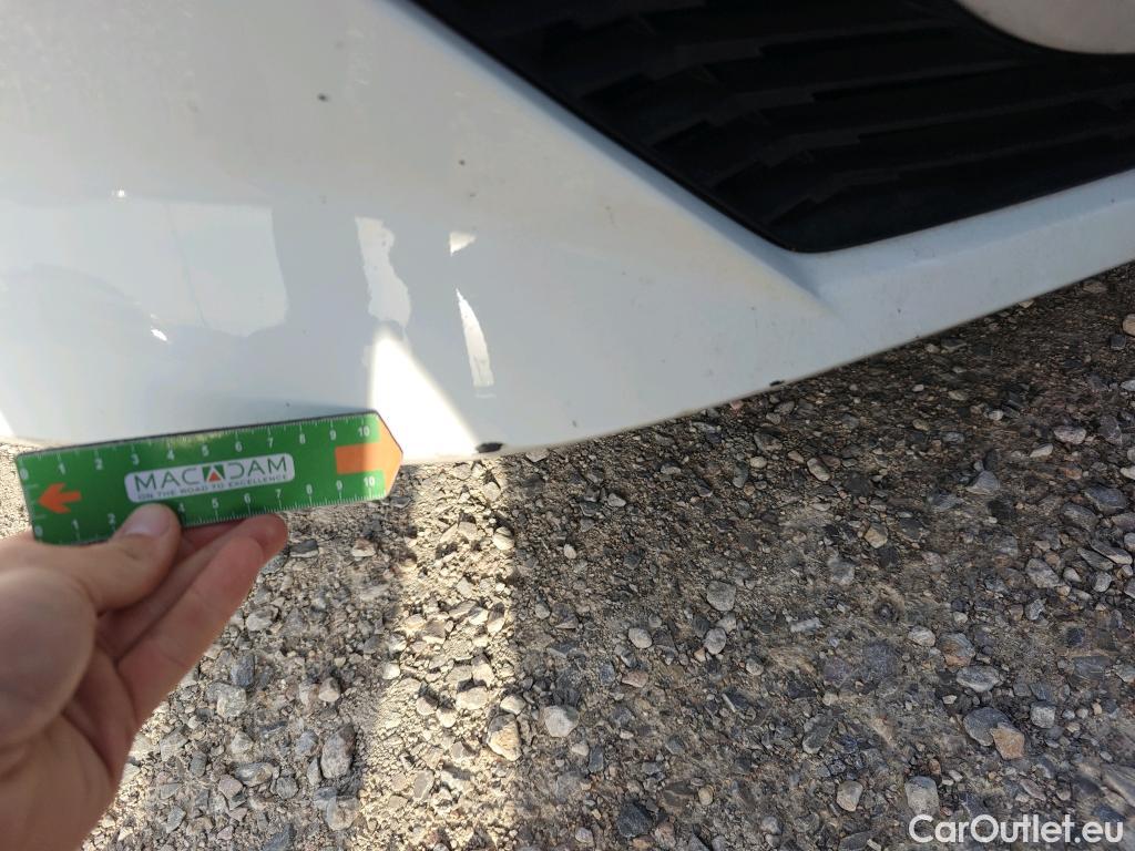  Peugeot  208 PEUGEOT  / 2019 / 5P / berlina con portón BlueHDi 73kW (100CV) Active Pack #37