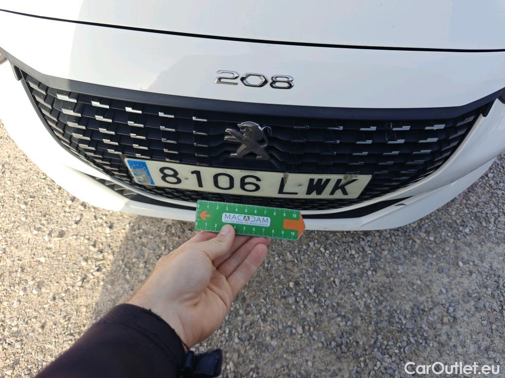  Peugeot  208 PEUGEOT  / 2019 / 5P / berlina con portón BlueHDi 73kW (100CV) Active Pack #46