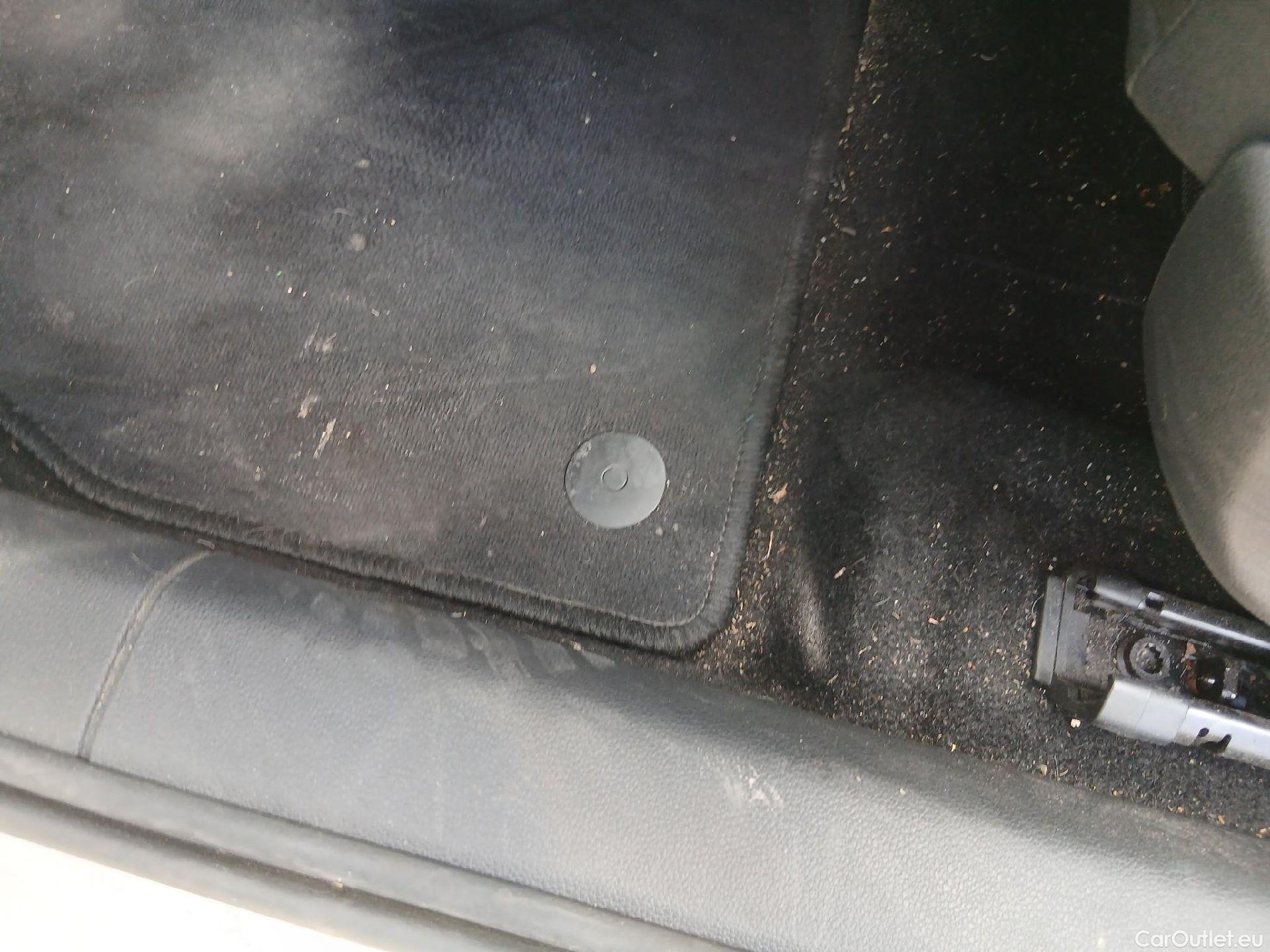  Skoda  Fabia  Ambition 1.0 TSI 95CV MT5 E6d #19