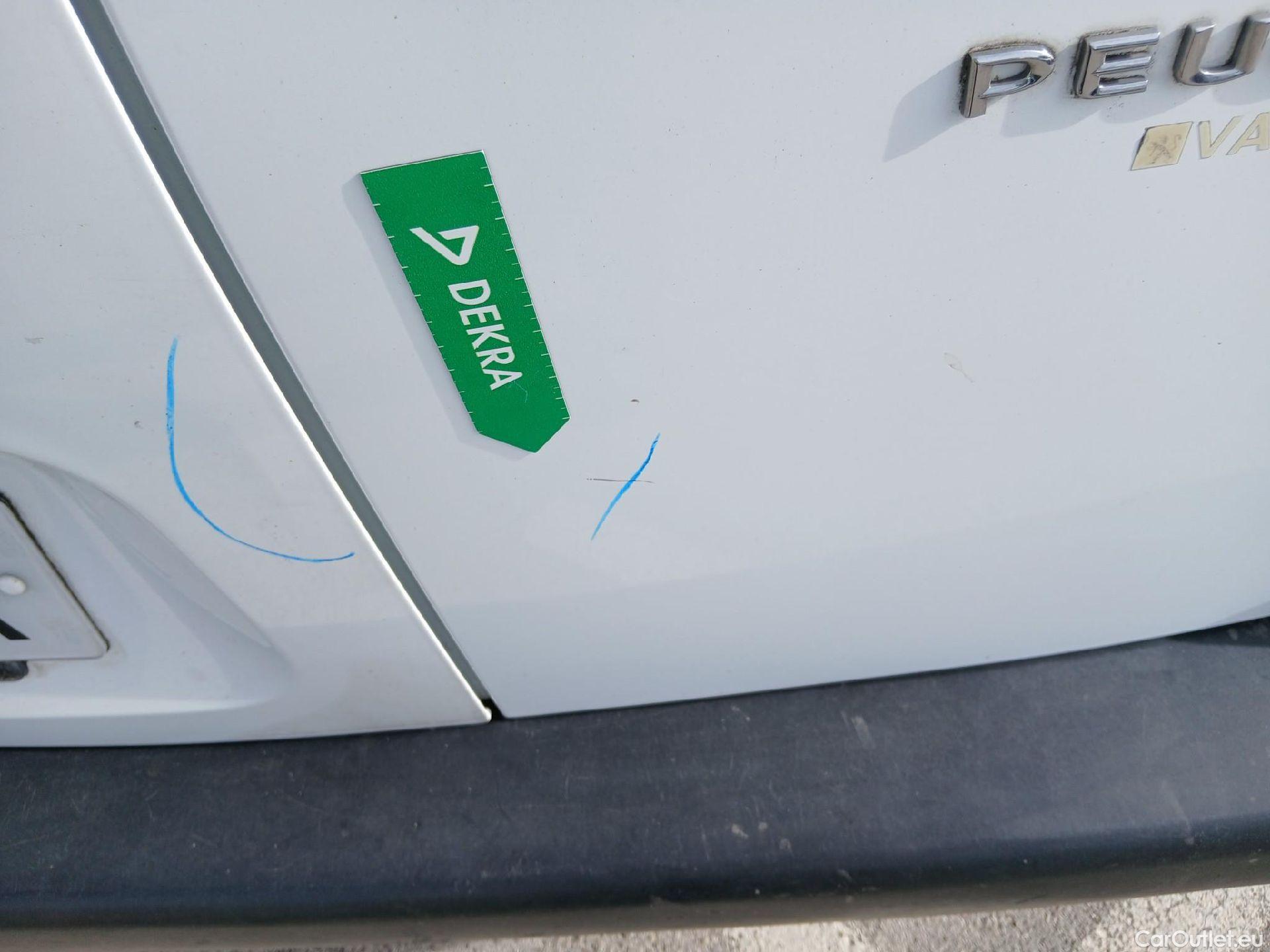  Peugeot  RIFTER PEUGEOT  / 2018 / 4P / combi Active Standard BlueHDi 73kW (IND) #31