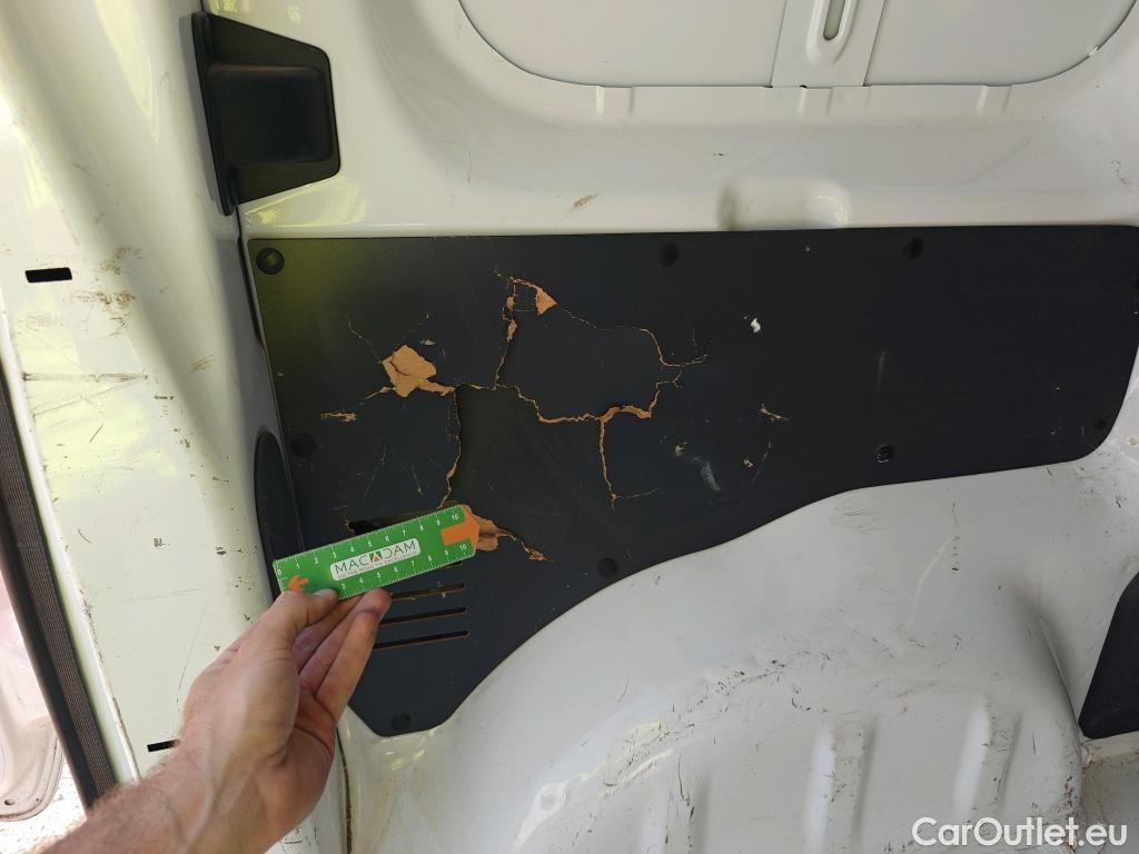  Opel  Vivaro OPEL  / 2019 / 4P / furgón 1.5 Diésel 74kW (100CV) M Std Express (AC) #31