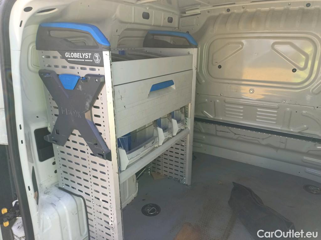  Fiat  Fiorino FIAT  / 2016 / 3P / furgón derivado de turismo Cargo Base 1.3 Mjet 59kW (80CV) E6 #26