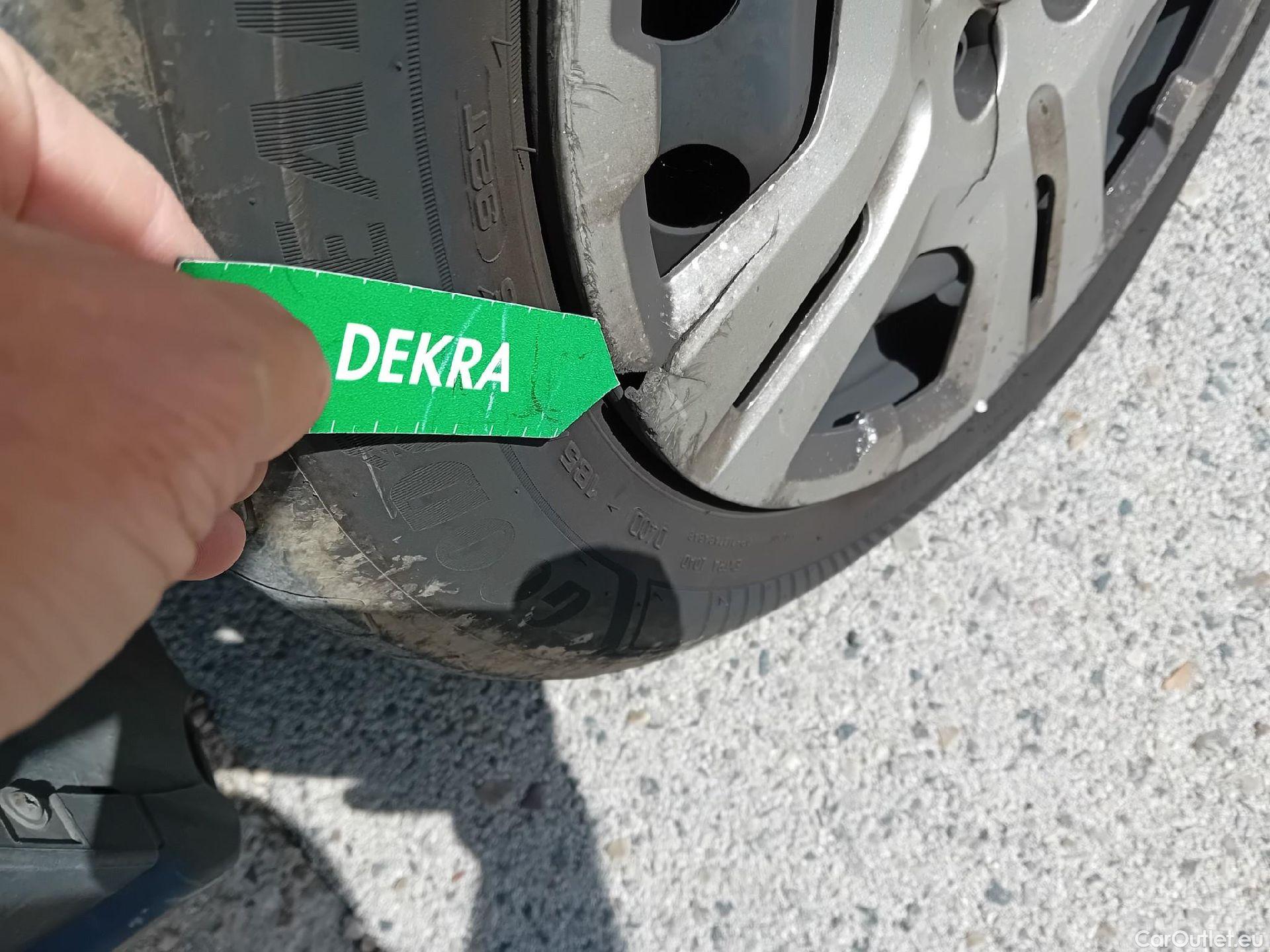  Fiat  Doblo FIAT Doblò Cargo/2015/4P/furgón derivado de turismo Cargo SX 1.6 Mjet 77kW (105CV) #10