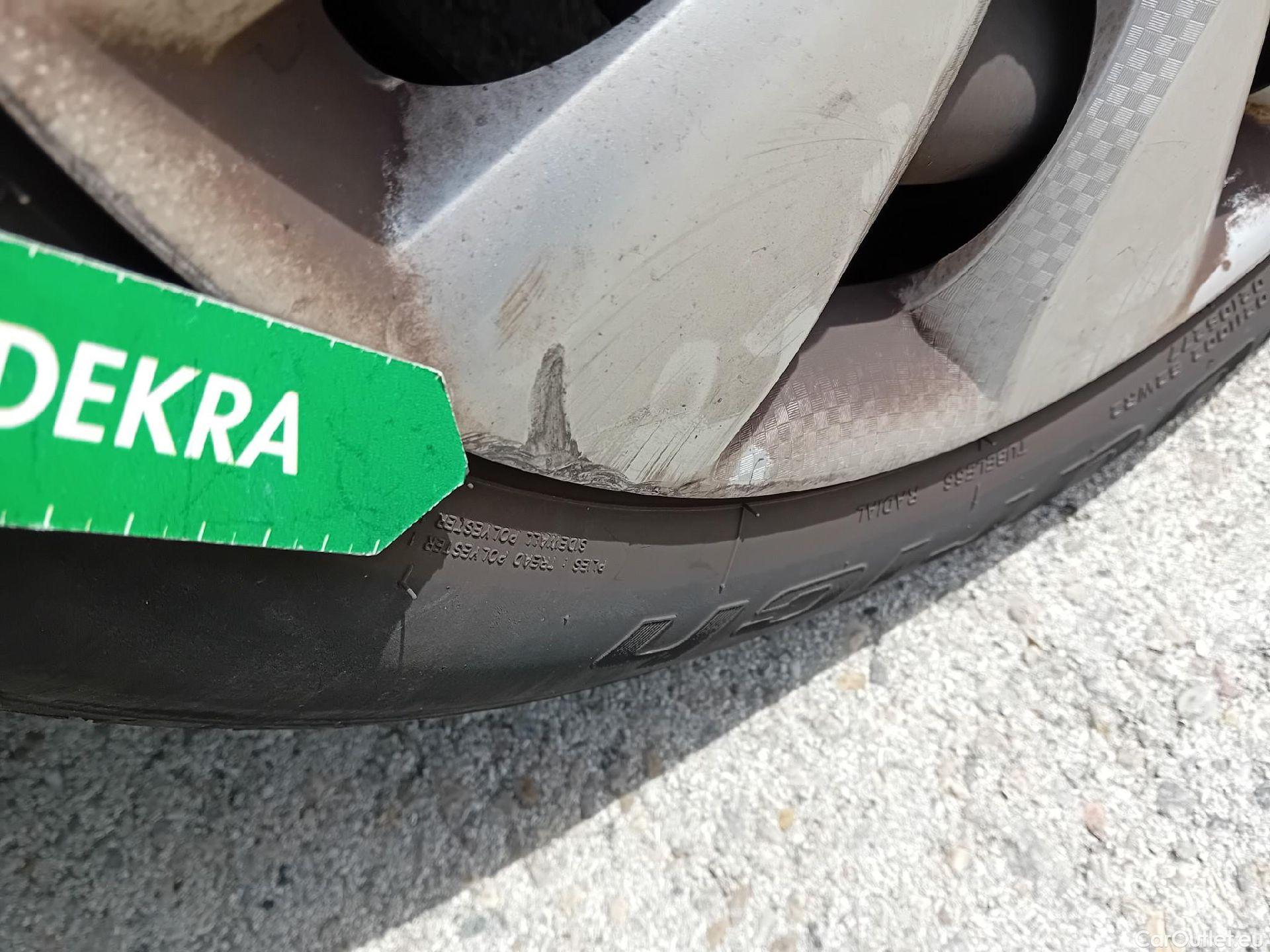  Citroen  C3 CITROEN  / 2016 / 5P / berlina comercial BlueHDi 73KW (100CV) S&S Comercial #54