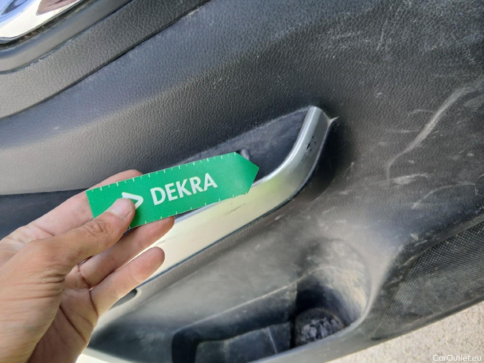  Nissan  Navara NISSAN  / 2015 / 4P / pickup Doble Cab. 2.3dCi 120kW(160CV) Acenta #26