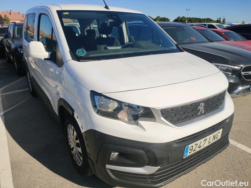  Peugeot  RIFTER PEUGEOT  / 2018 / 4P / combi Active Standard BlueHDi 73kW (IND) #11