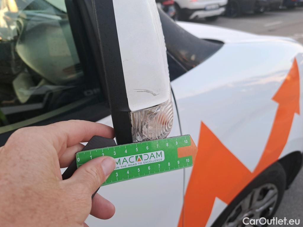  Fiat  Doblo FIAT Doblò Cargo/2015/4P/furgón derivado de turismo Cargo SX 1.6 Mjet 66kW (90CV) (AC) #20