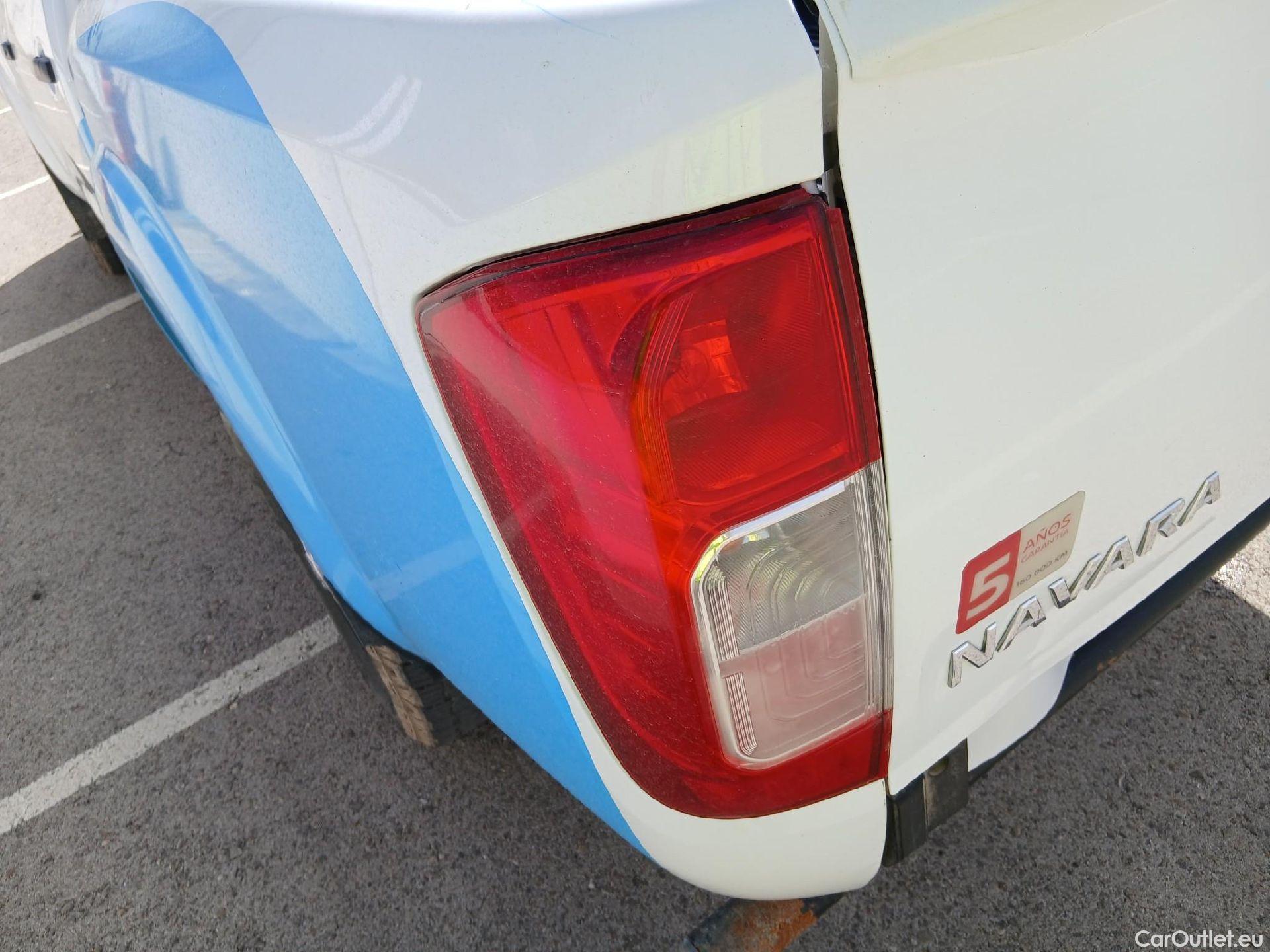  Nissan  Navara NISSAN  / 2015 / 4P / pickup Doble Cab. 2.3dCi 120kW(160CV) Acenta #31