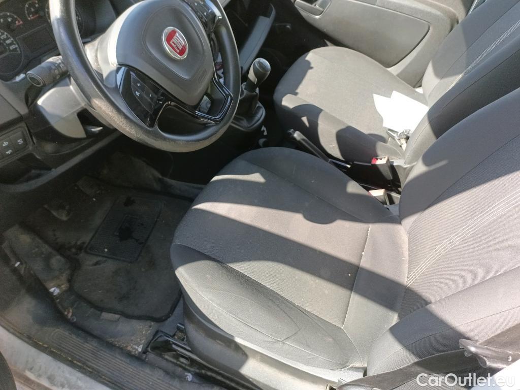  Fiat  Fiorino FIAT  / 2016 / 3P / furgón derivado de turismo Cargo Base 1.3 Mjet 59kW (80CV) E6 #20