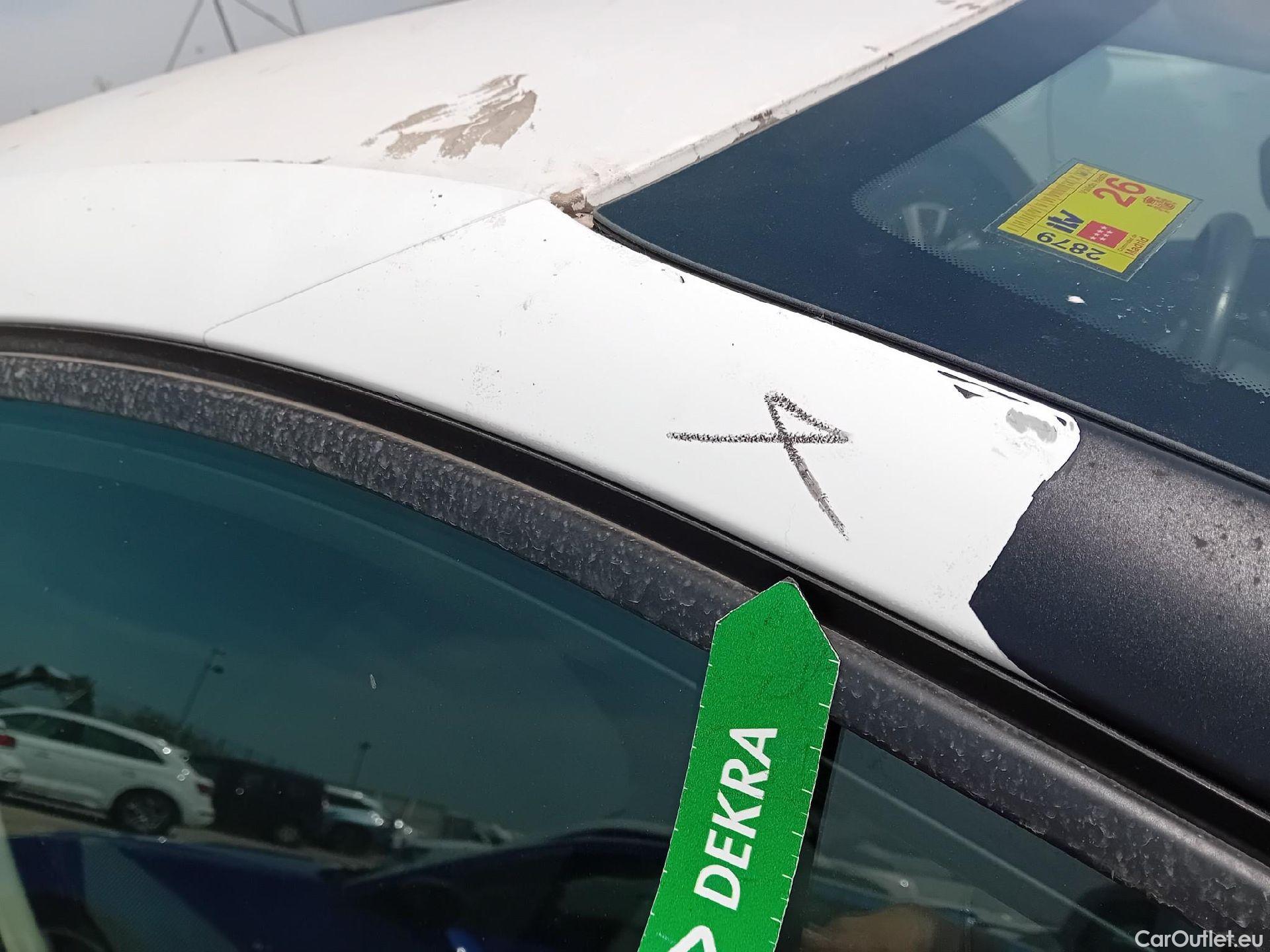  Citroen  C3 CITROEN  / 2016 / 5P / berlina comercial BlueHDi 73KW (100CV) S&S Comercial #52