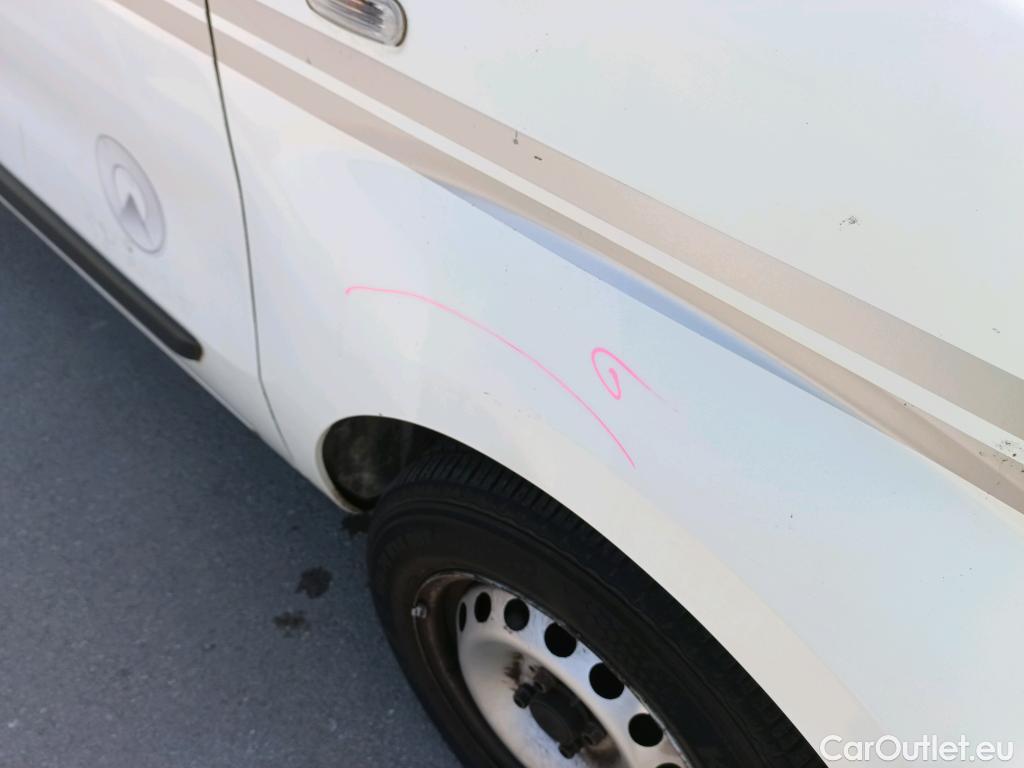  Fiat  Fiorino FIAT  / 2016 / 3P / furgón derivado de turismo Cargo Base 1.3 Mjet 59kW (80CV) E6 #24