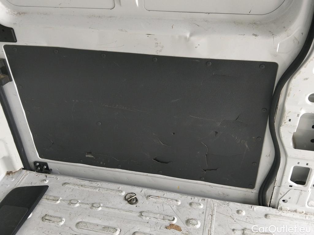  Citroen  Jumper CITROEN  / 2014 / 4P / furgón BlueHDi 103KW (140CV) Furgón 35L3H3 #38