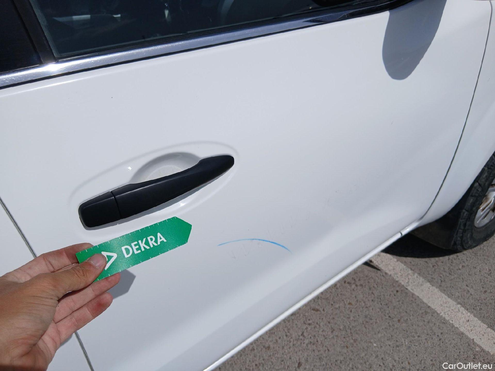  Nissan  Navara NISSAN  / 2015 / 4P / pickup Doble Cab. 2.3dCi 120kW(160CV) Acenta #52