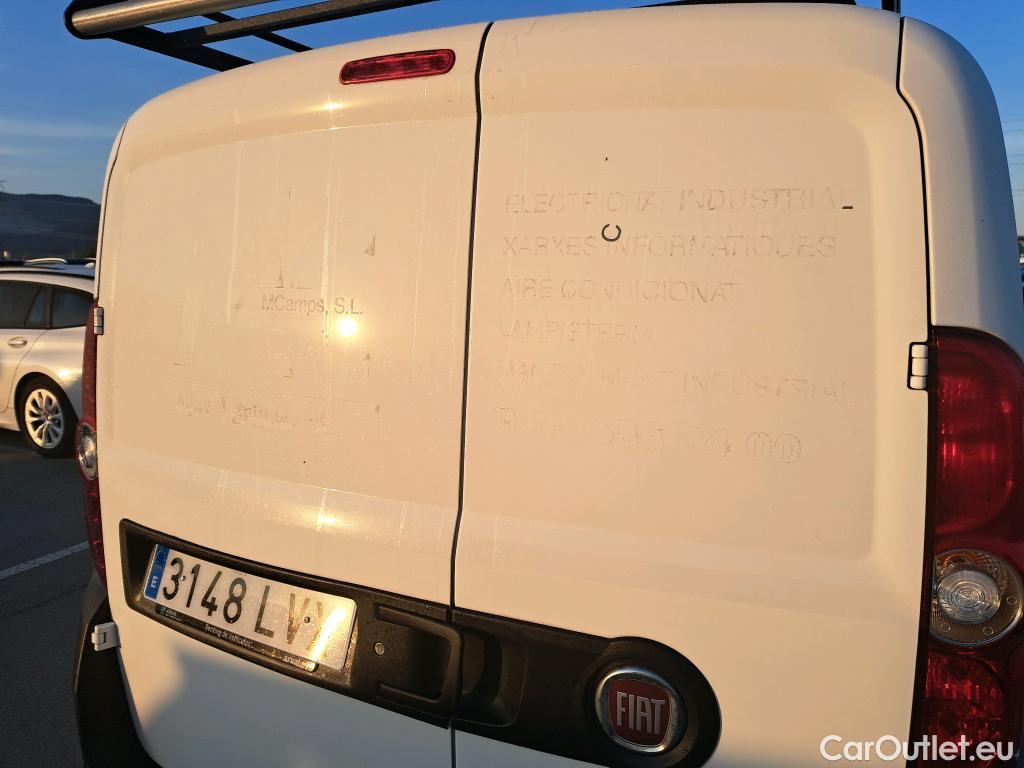  Fiat  Doblo FIAT Doblò Cargo/2015/4P/furgón derivado de turismo Cargo SX 1.6 Mjet 66kW (90CV) (AC) #16