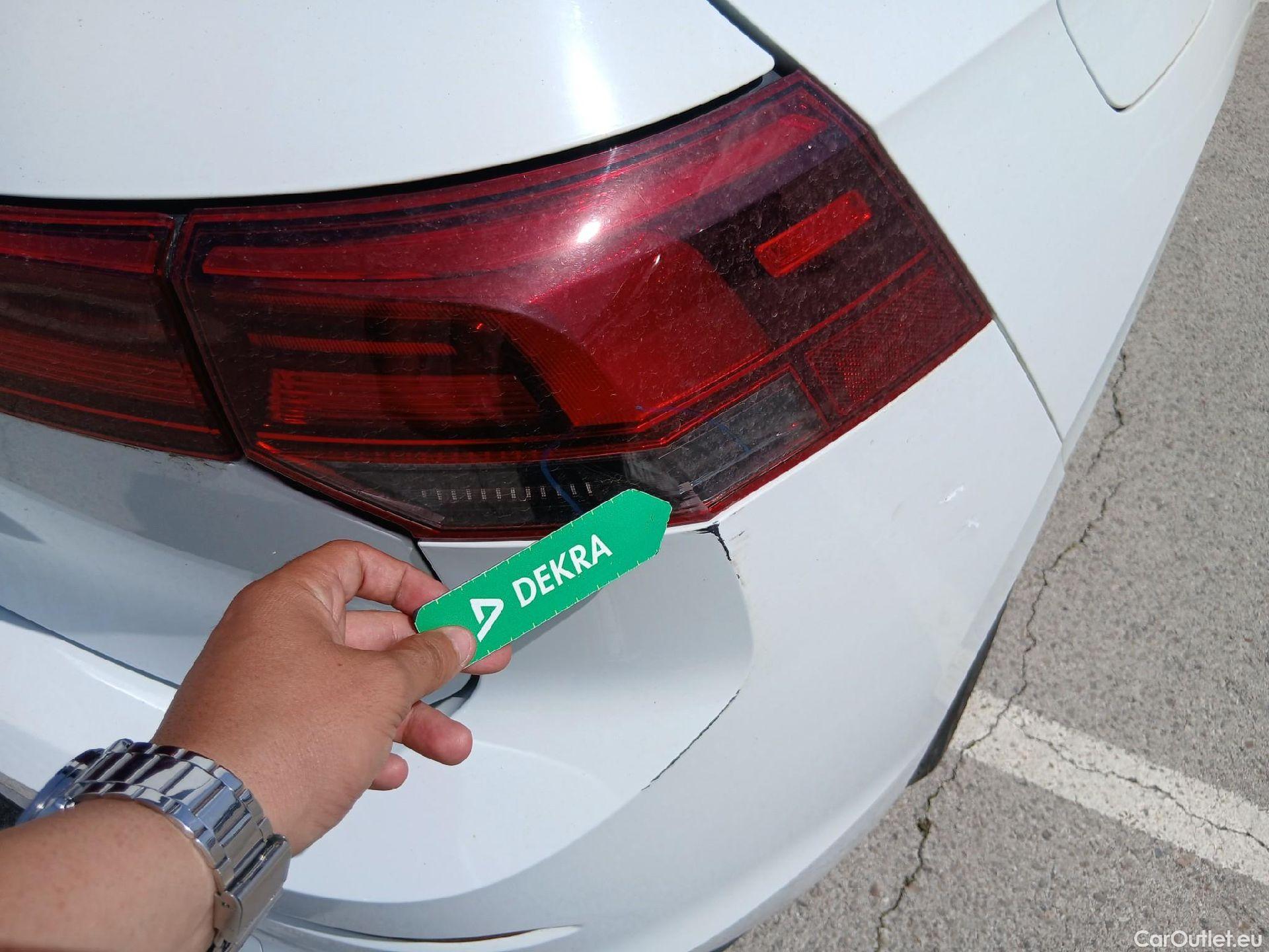  Volkswagen  Golf  VOLKSWAGEN / 2020 / 5P / berlina con portón 1.0 TSI 81kW (110CV) #13