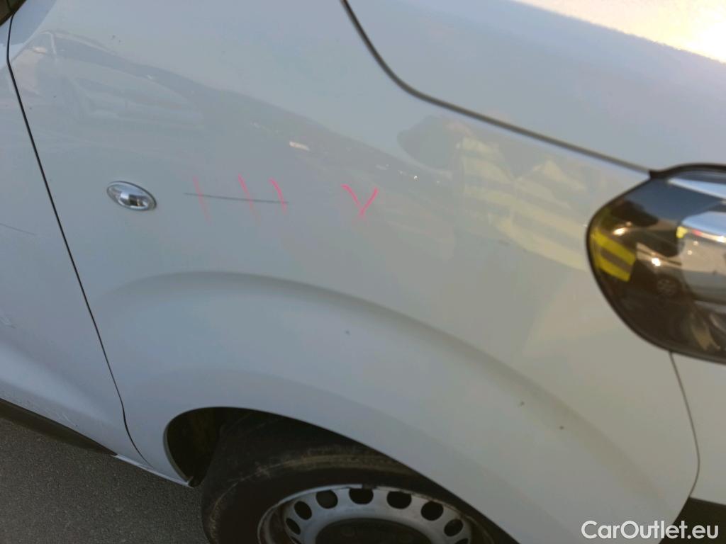  Peugeot  Expert PEUGEOT  / 2016 / 4P / furgón Furgón Pro 1.5 BlueHDi 120 Standard #29