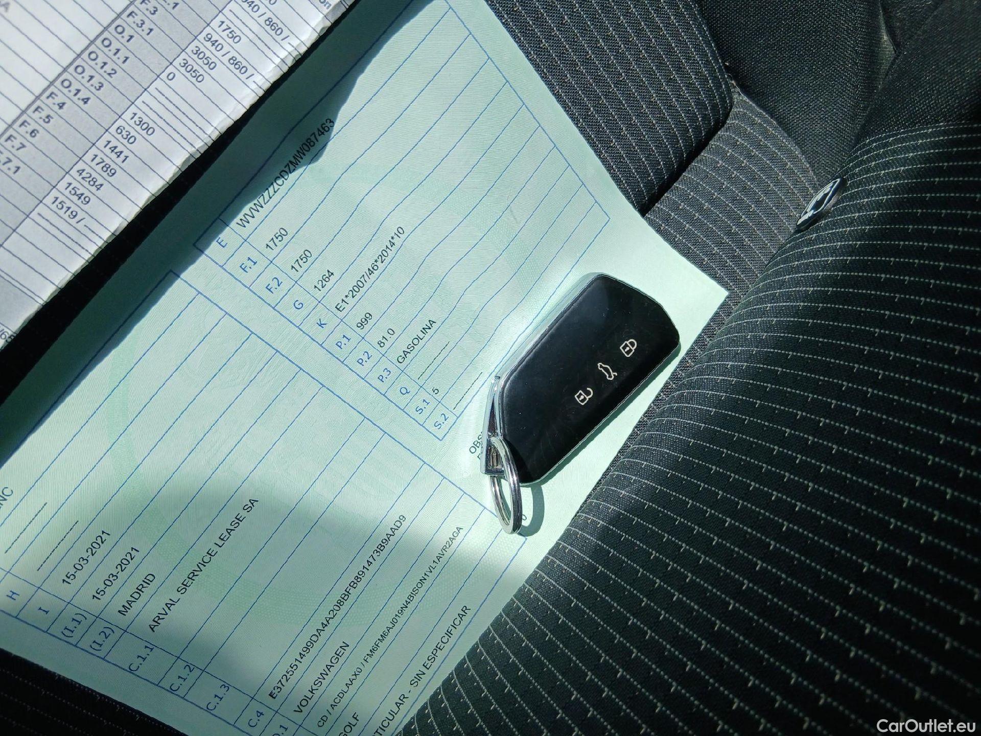  Volkswagen  Golf  VOLKSWAGEN / 2020 / 5P / berlina con portón 1.0 TSI 81kW (110CV) #1