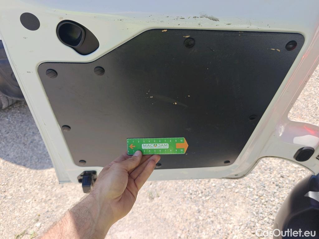  Opel  Vivaro OPEL  / 2019 / 4P / furgón 1.5 Diésel 74kW (100CV) M Std Express (AC) #50