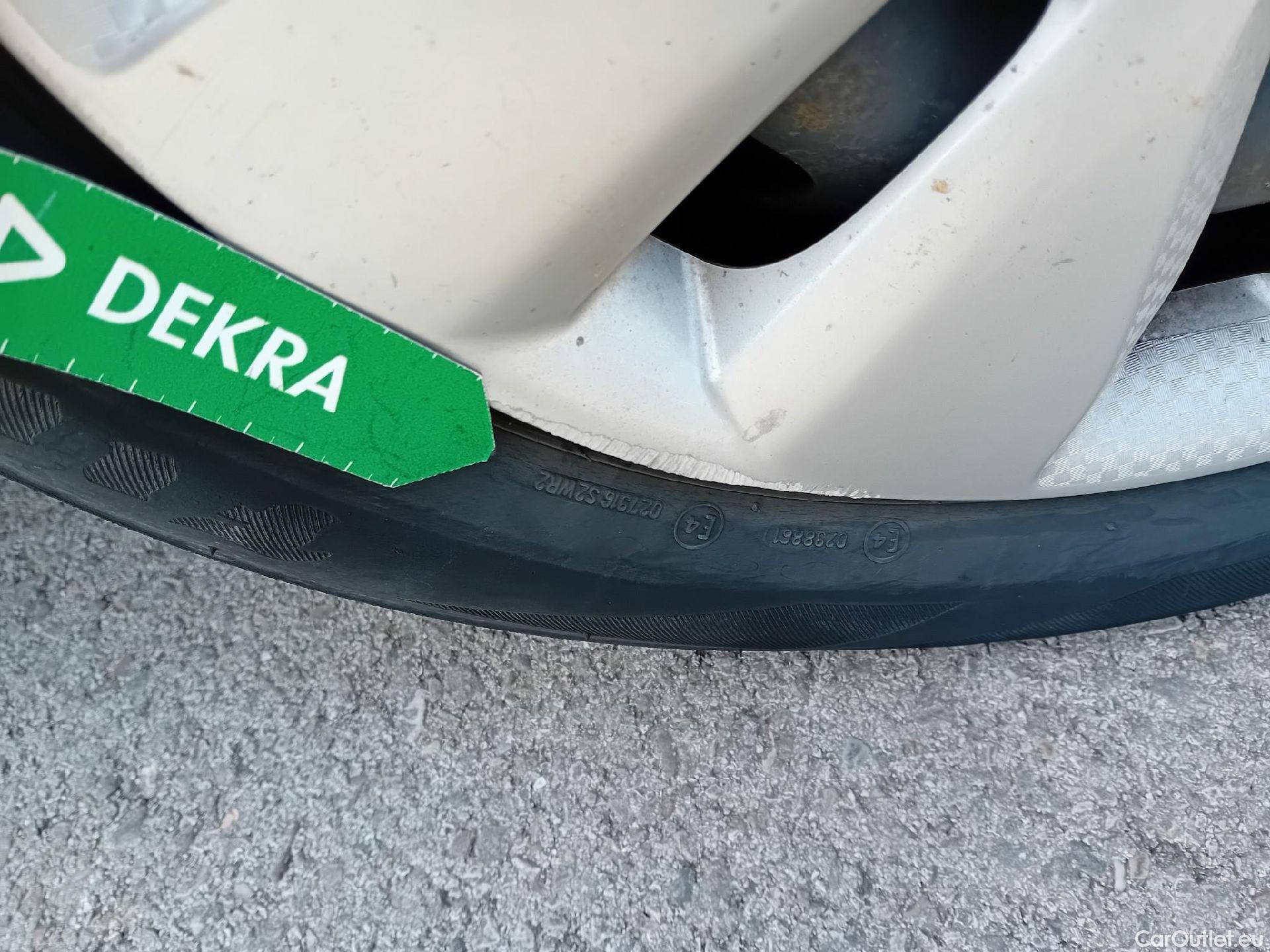  Citroen  C3 CITROEN  / 2016 / 5P / berlina comercial BlueHDi 73KW (100CV) S&S Comercial #63