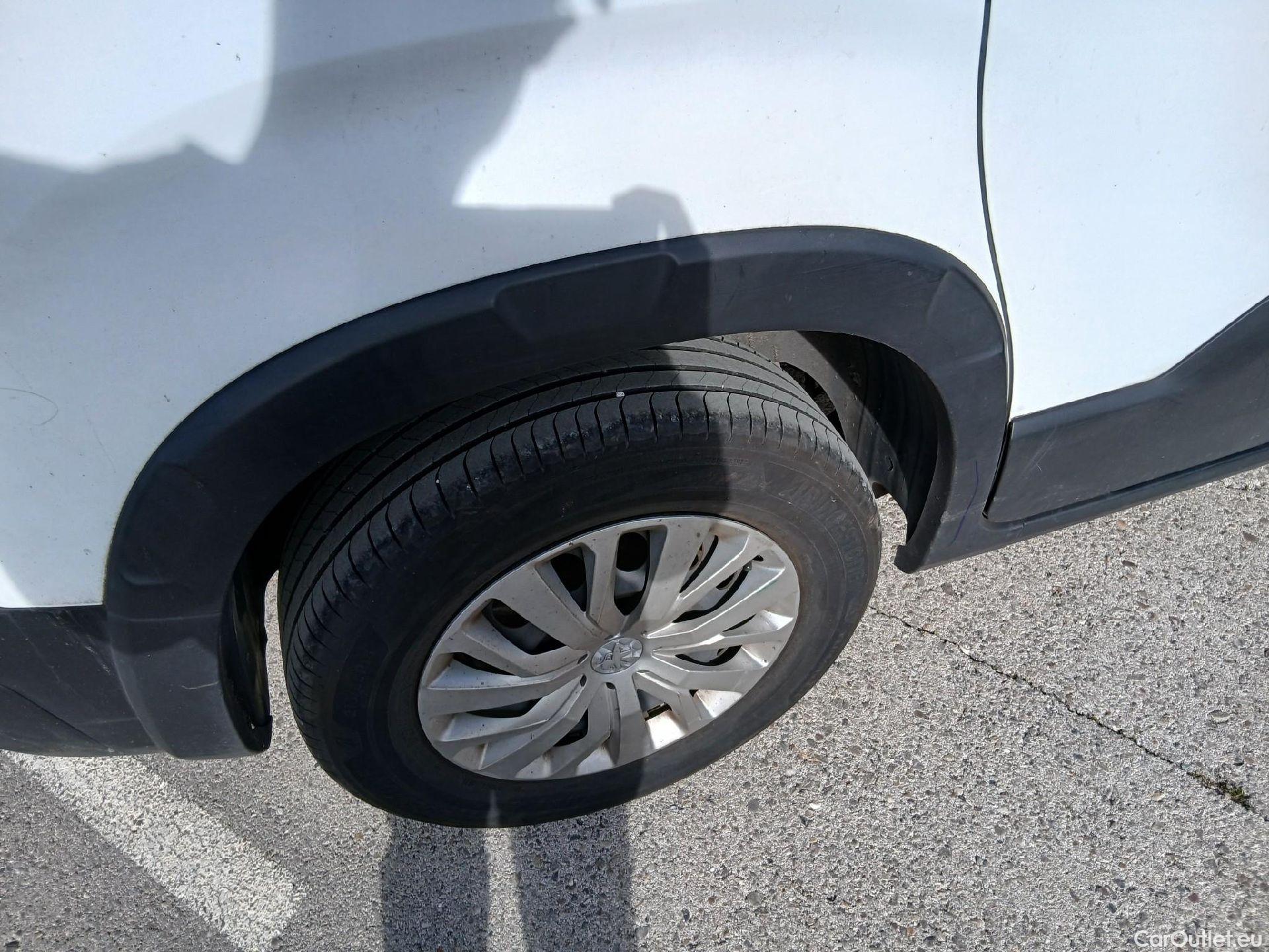  Peugeot  RIFTER PEUGEOT  / 2018 / 4P / combi Active Standard BlueHDi 73kW (IND) #33