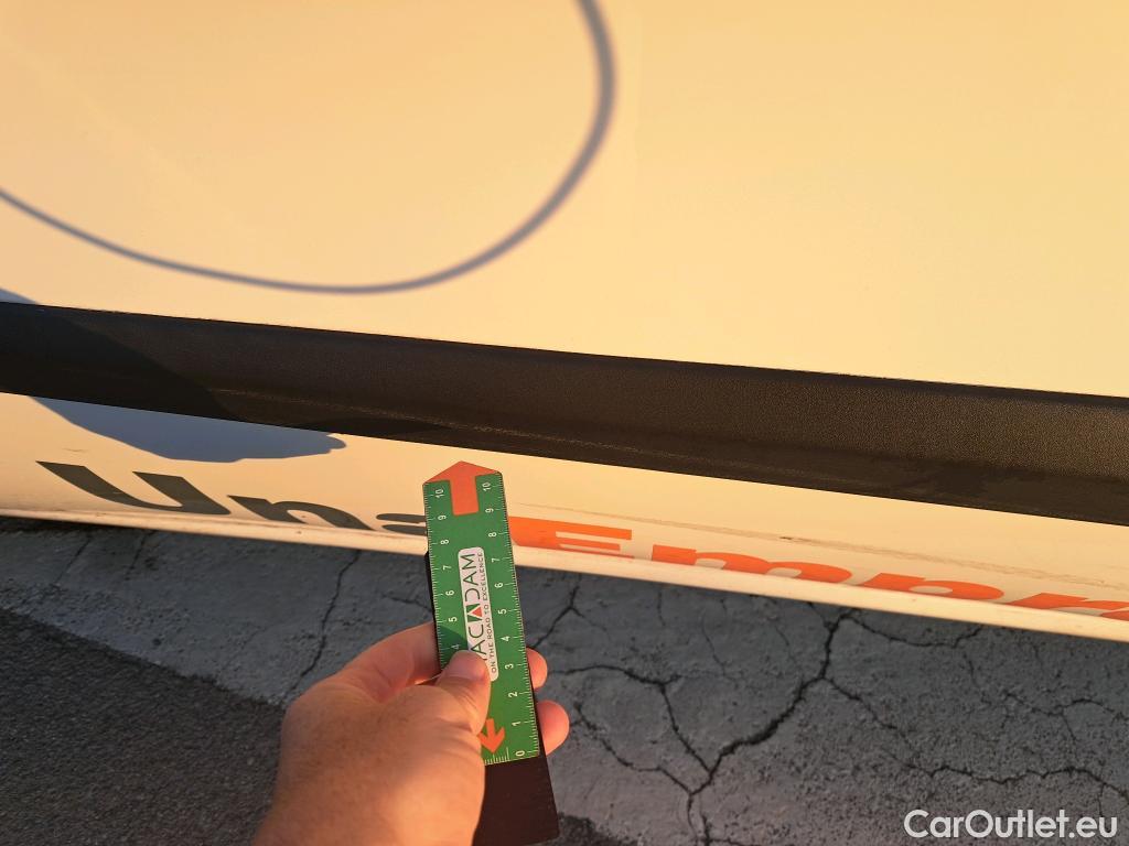  Fiat  Doblo FIAT Doblò Cargo/2015/4P/furgón derivado de turismo Cargo SX 1.6 Mjet 66kW (90CV) (AC) #30