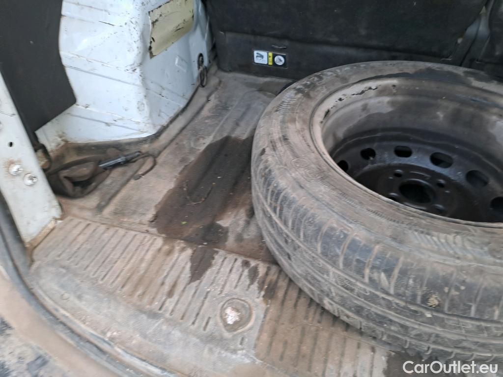  Ford  Transit Connect FORD Transit Courier / 2014 / 4P / combi Kombi 1.5 TDCi 56kW Trend #36