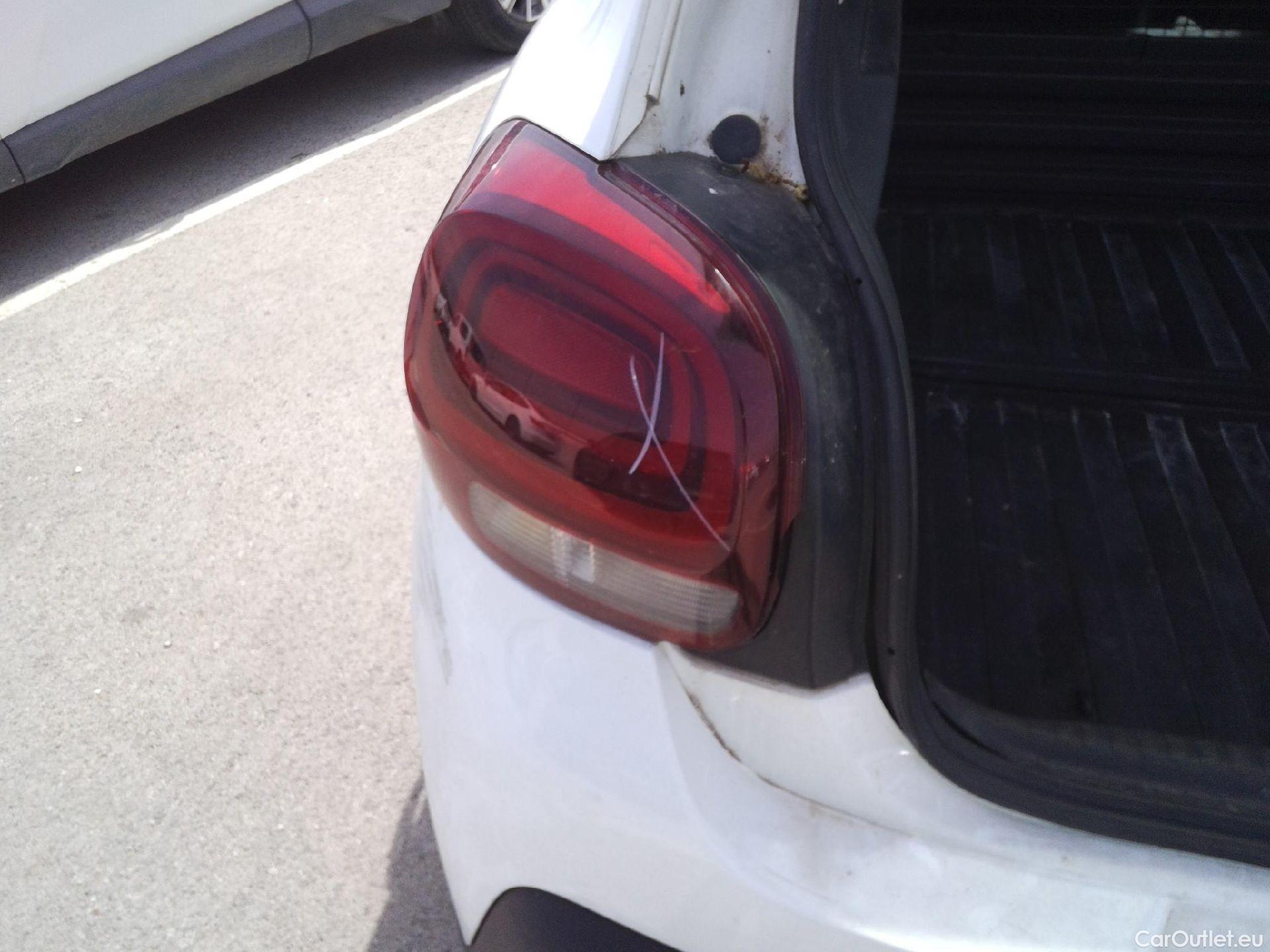  Citroen  C3 CITROEN  / 2016 / 5P / berlina comercial BlueHDi 73KW (100CV) S&S Comercial #55