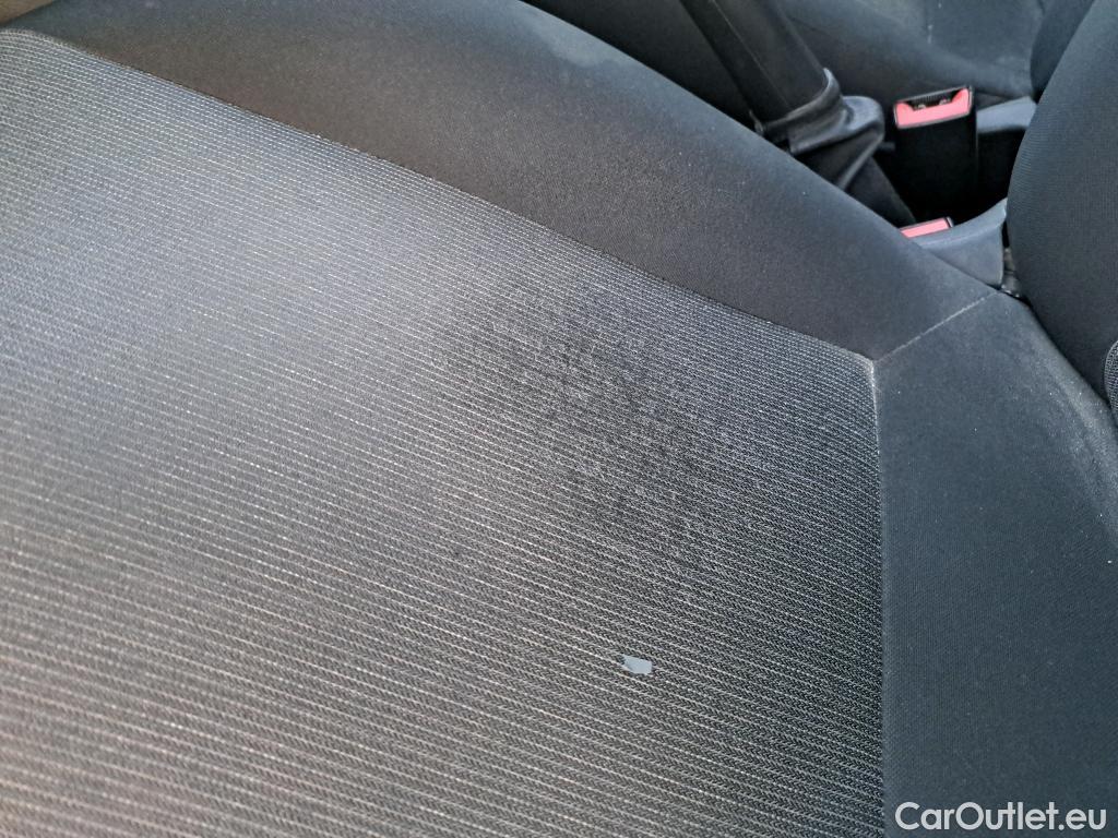  Fiat  Doblo FIAT Doblò Cargo/2015/4P/furgón derivado de turismo Cargo SX 1.6 Mjet 66kW (90CV) (AC) #14