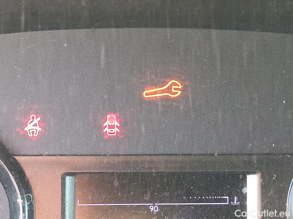  Peugeot  Expert PEUGEOT  / 2016 / 4P / furgón Furgón Pro 1.5 BlueHDi 120 Standard #32