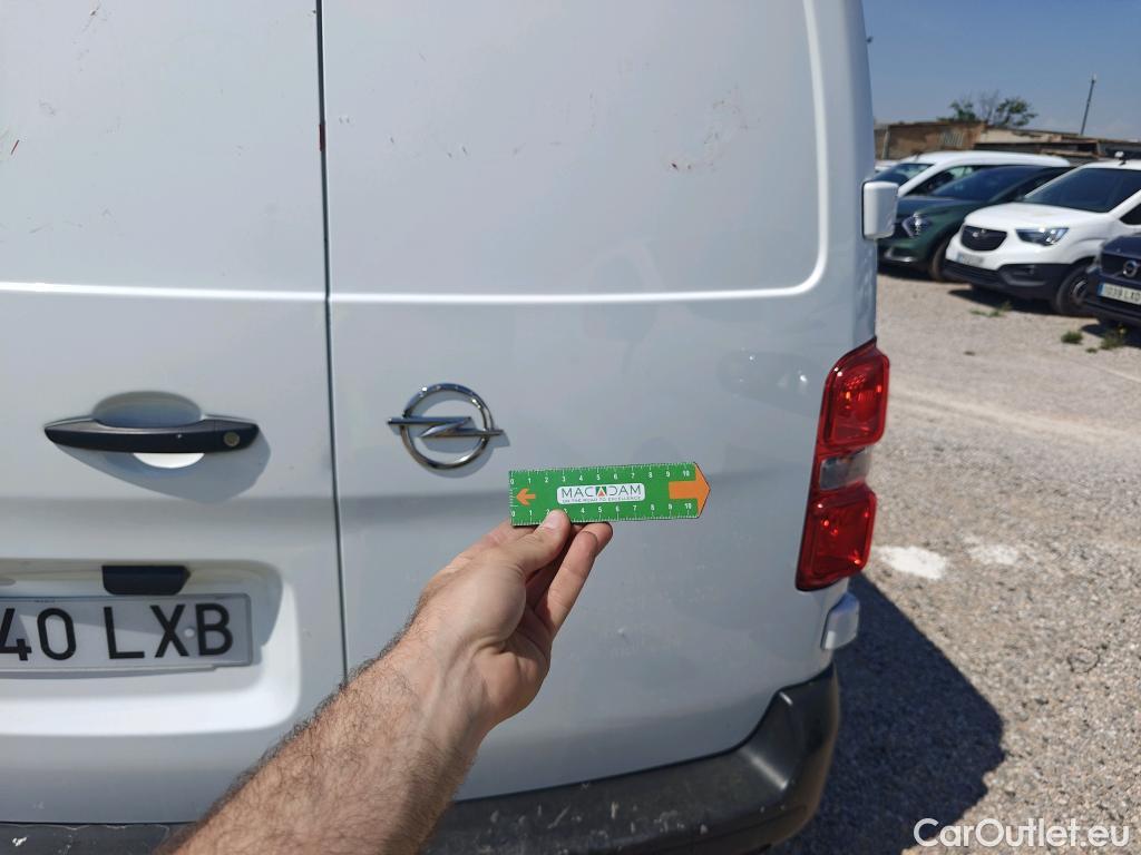  Opel  Vivaro OPEL  / 2019 / 4P / furgón 1.5 Diésel 74kW (100CV) M Std Express (AC) #19