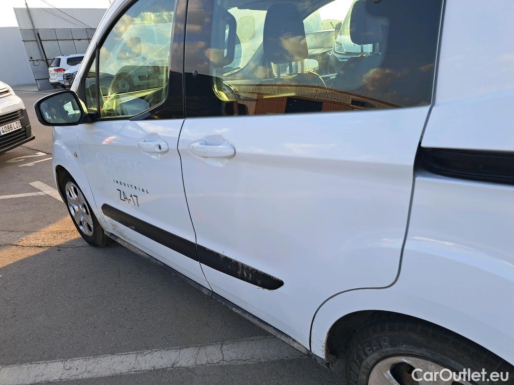 Ford  Transit Connect FORD Transit Courier / 2014 / 4P / combi Kombi 1.5 TDCi 56kW Trend #42