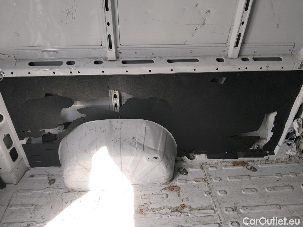  Citroen  Jumper CITROEN  / 2014 / 4P / furgón BlueHDi 103KW (140CV) Furgón 35L3H3 #43