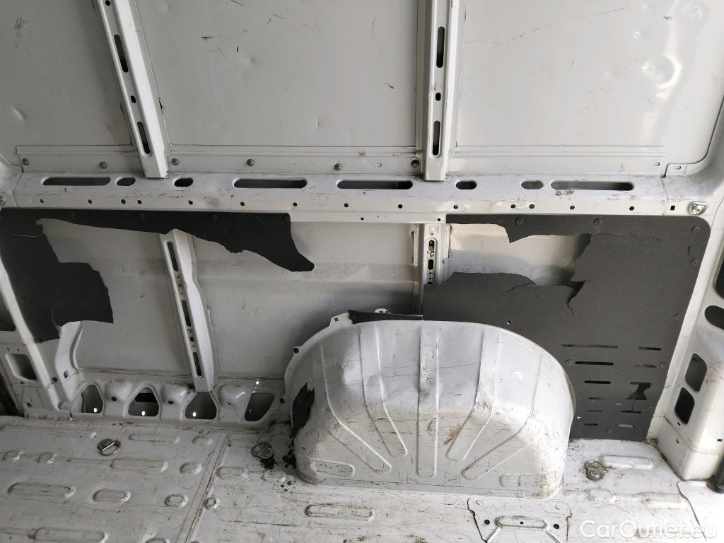  Citroen  Jumper CITROEN  / 2014 / 4P / furgón BlueHDi 103KW (140CV) Furgón 35L3H3 #45