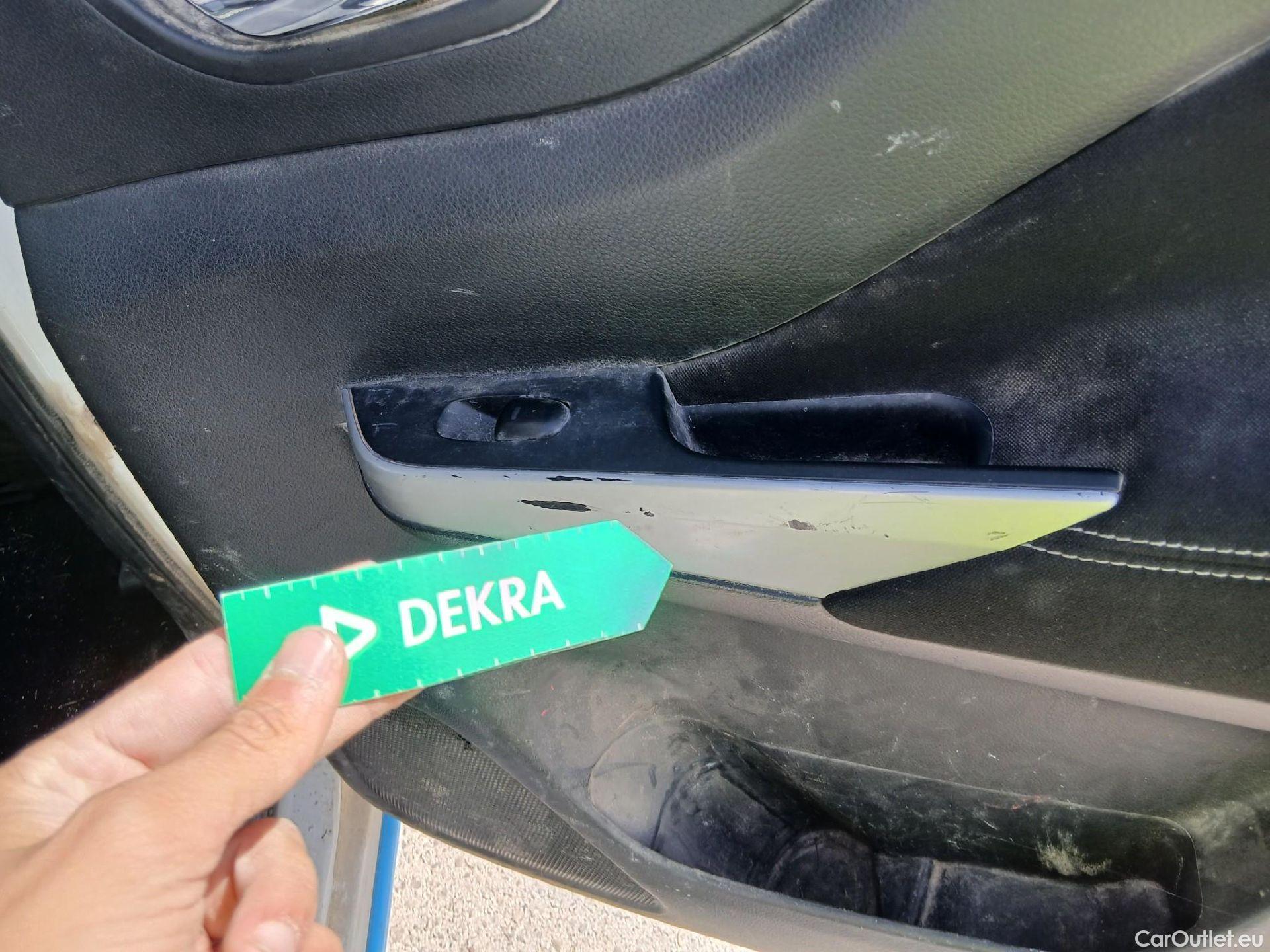  Nissan  Navara NISSAN  / 2015 / 4P / pickup Doble Cab. 2.3dCi 120kW(160CV) Acenta #45