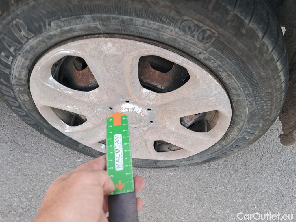  Ford  Transit Connect FORD Transit Courier / 2014 / 4P / combi Kombi 1.5 TDCi 56kW Trend #50