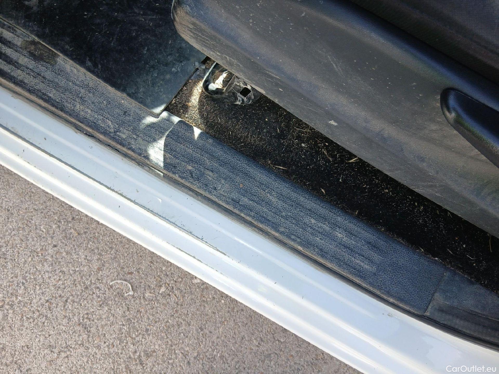  Nissan  Navara NISSAN  / 2015 / 4P / pickup Doble Cab. 2.3dCi 120kW(160CV) Acenta #18