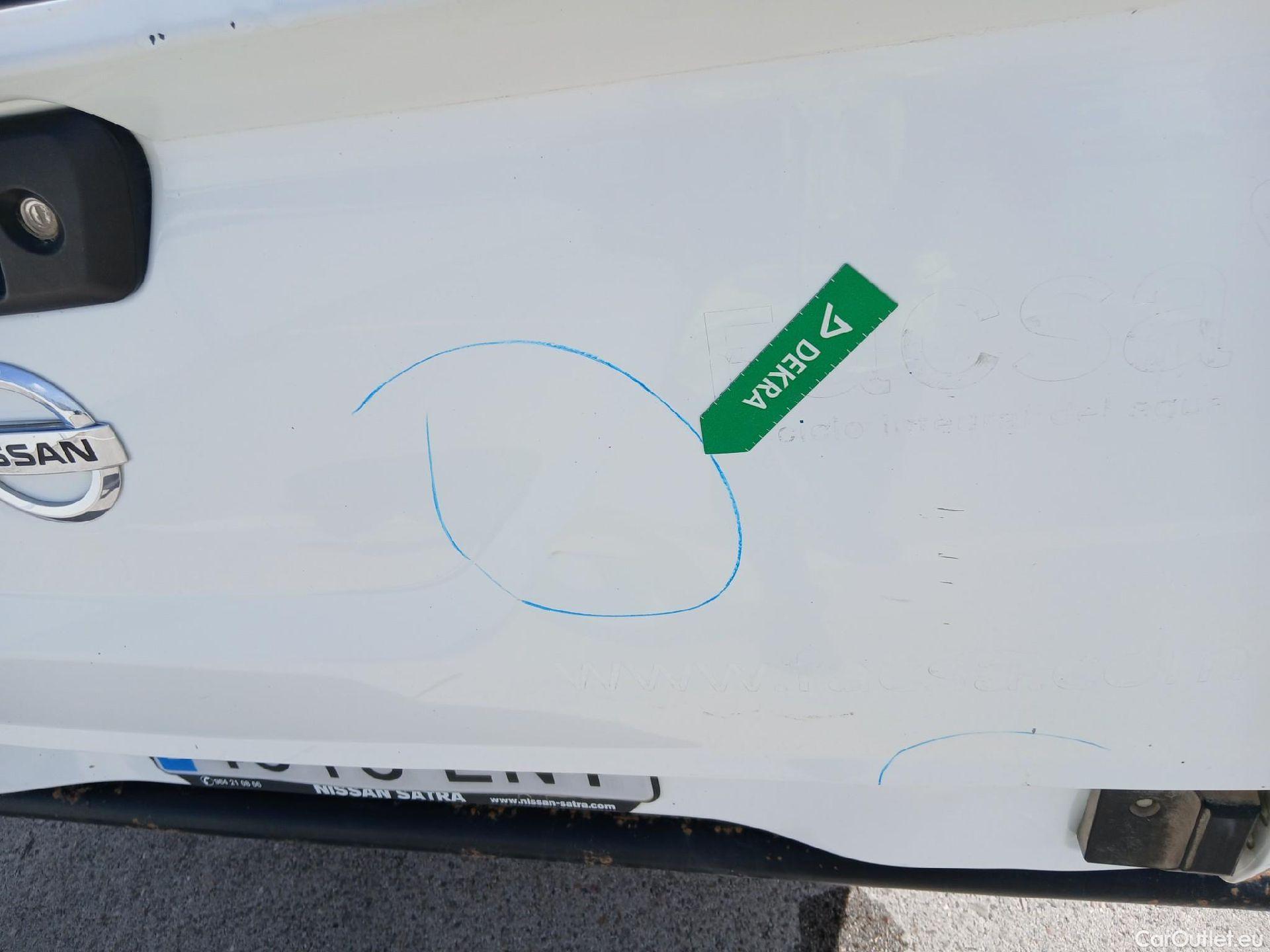  Nissan  Navara NISSAN  / 2015 / 4P / pickup Doble Cab. 2.3dCi 120kW(160CV) Acenta #34