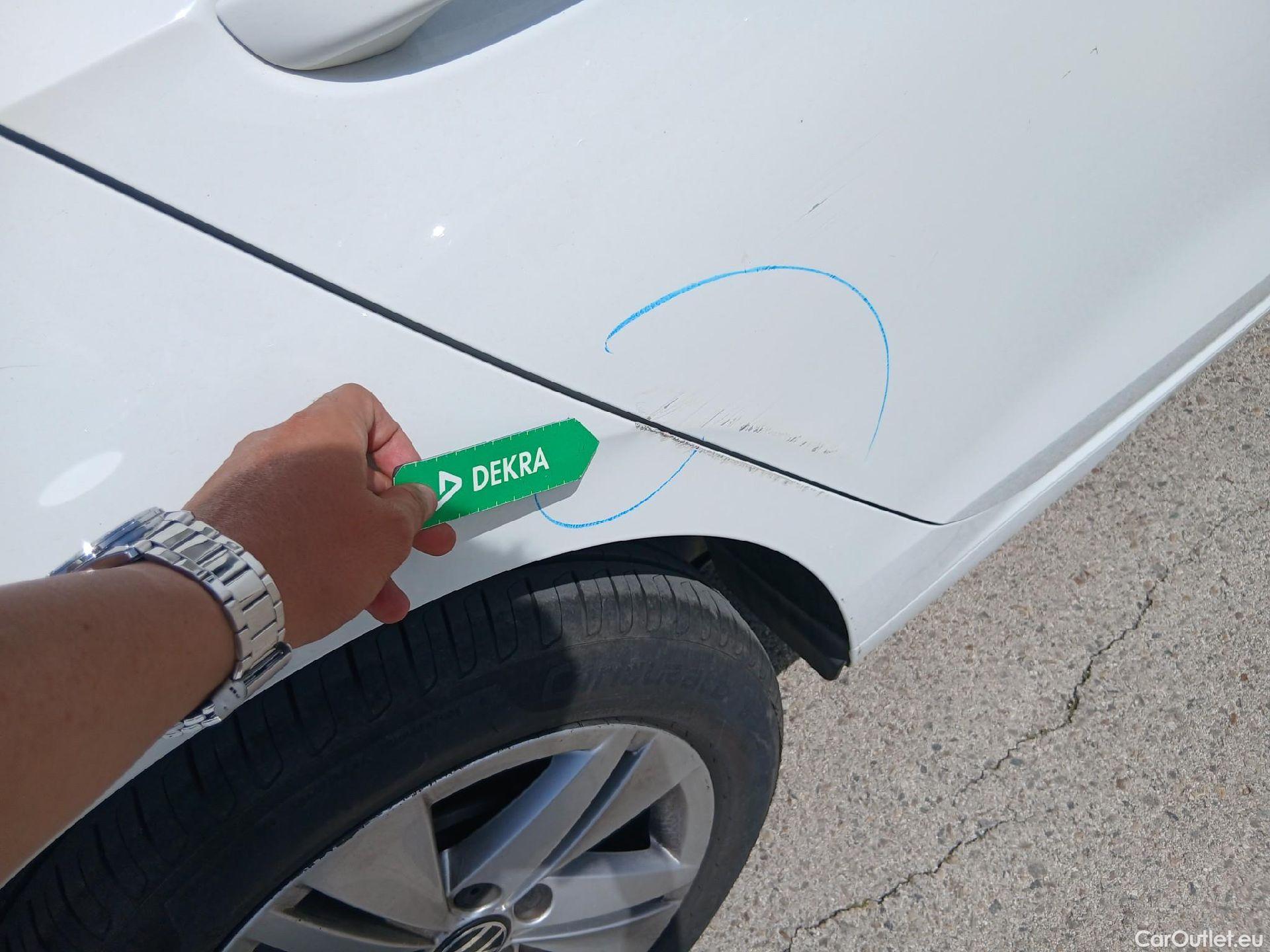  Volkswagen  Golf  VOLKSWAGEN / 2020 / 5P / berlina con portón 1.0 TSI 81kW (110CV) #15