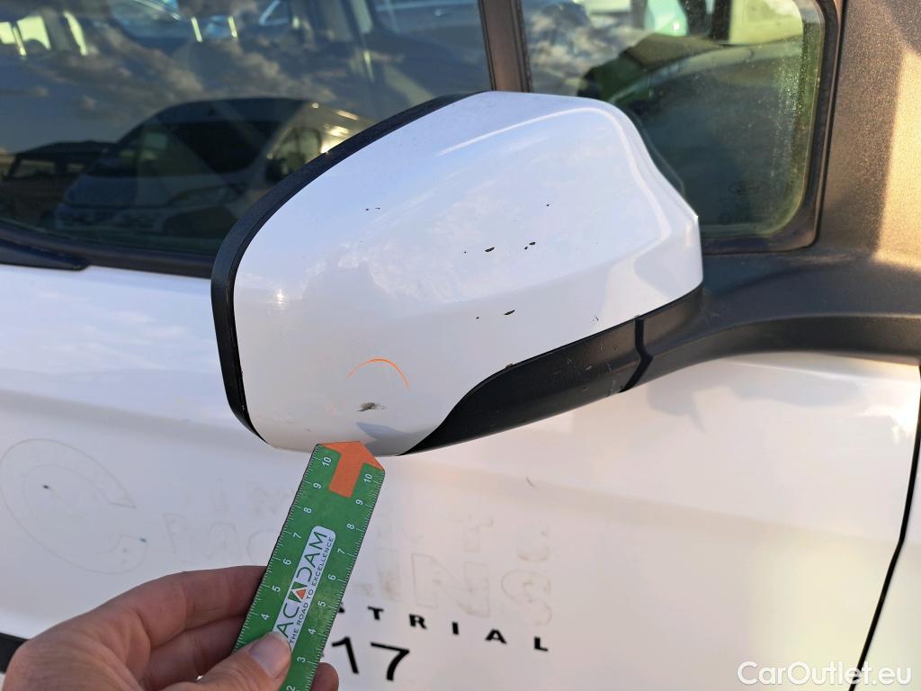  Ford  Transit Connect FORD Transit Courier / 2014 / 4P / combi Kombi 1.5 TDCi 56kW Trend #59