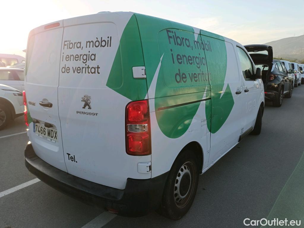  Peugeot  Expert PEUGEOT  / 2016 / 4P / furgón Furgón Pro 1.5 BlueHDi 120 Standard #24