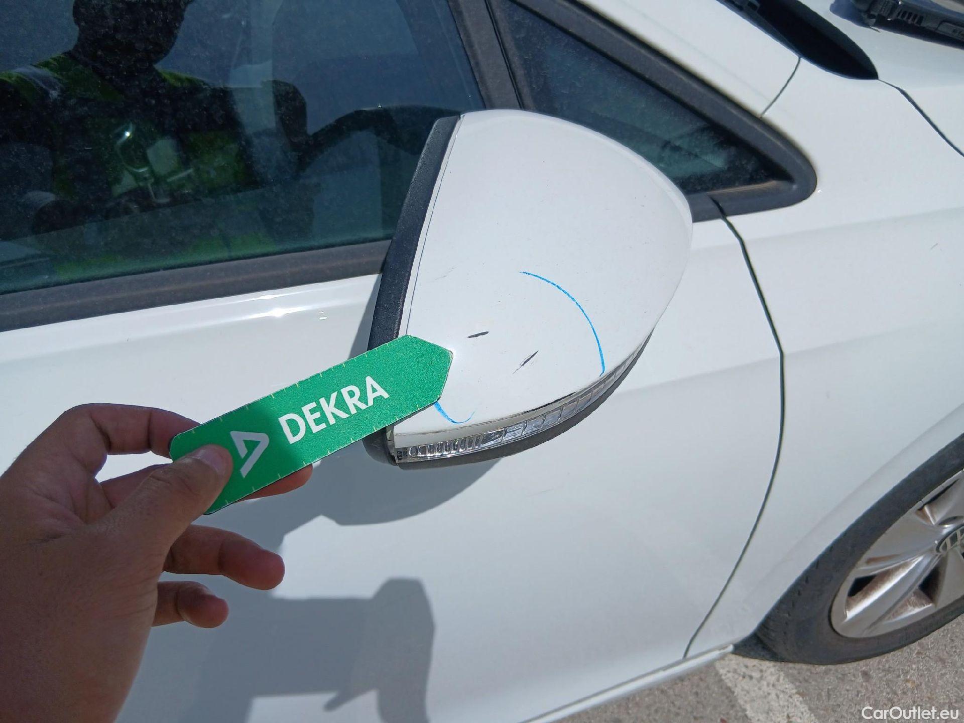  Volkswagen  Golf  VOLKSWAGEN / 2020 / 5P / berlina con portón 1.0 TSI 81kW (110CV) #18