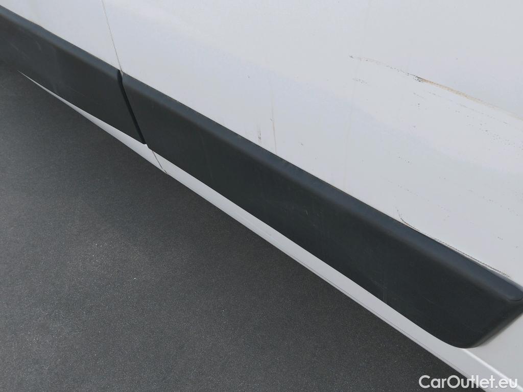  Citroen  Jumper CITROEN  / 2014 / 4P / furgón BlueHDi 103KW (140CV) Furgón 35L3H3 #61