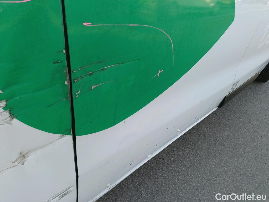  Peugeot  Expert PEUGEOT  / 2016 / 4P / furgón Furgón Pro 1.5 BlueHDi 120 Standard #4