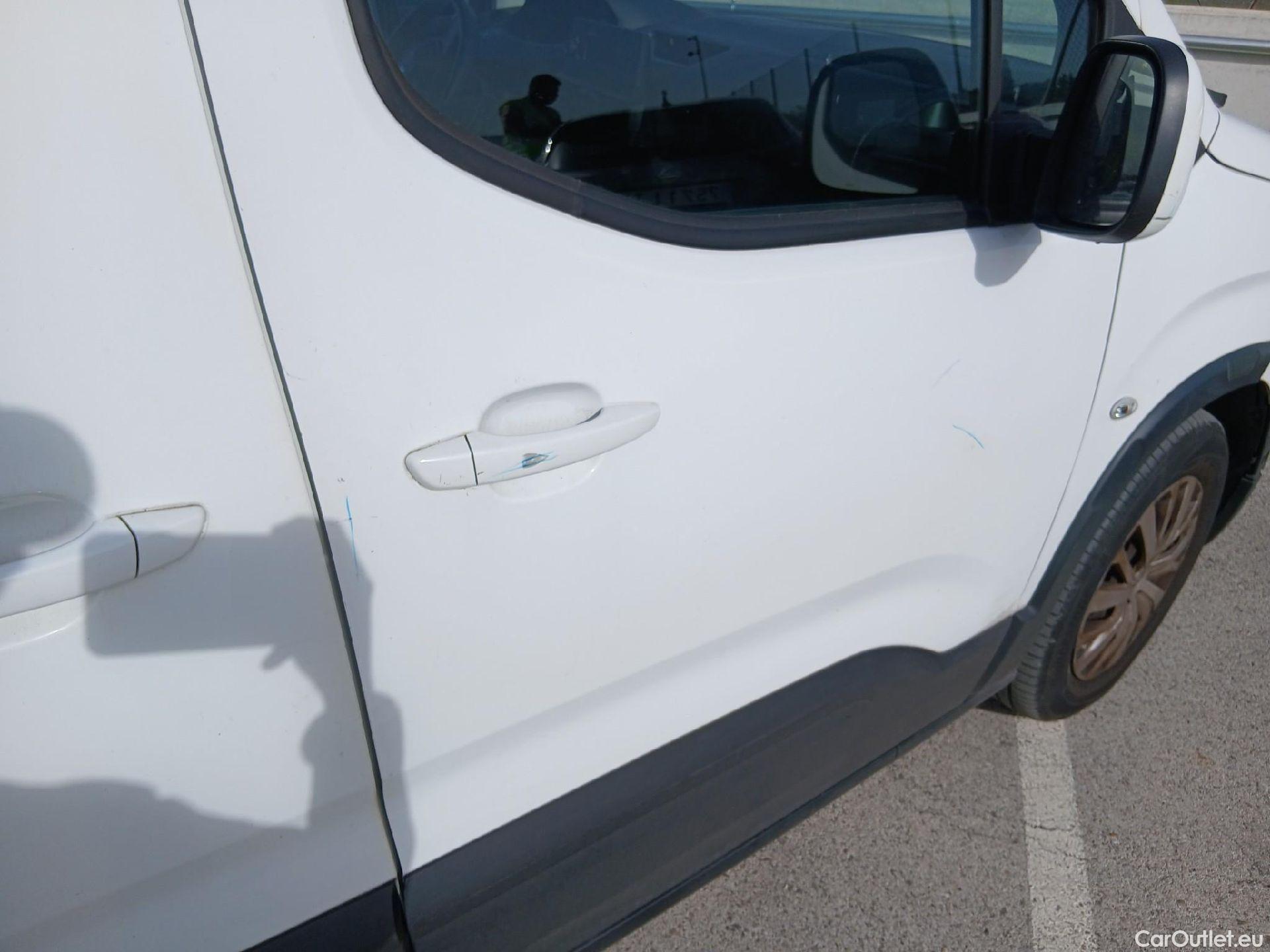  Peugeot  RIFTER PEUGEOT  / 2018 / 4P / combi Active Standard BlueHDi 73kW (IND) #41