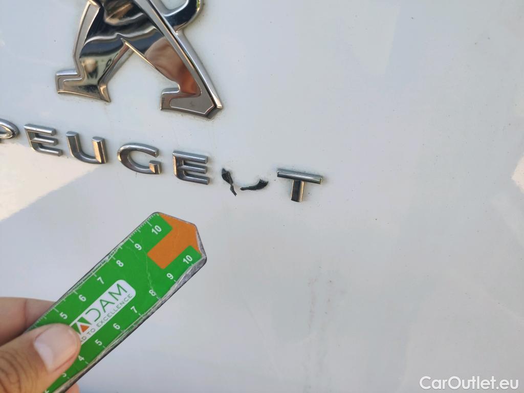  Peugeot  RIFTER PEUGEOT  / 2018 / 4P / combi Active Standard BlueHDi 73kW (IND) #19