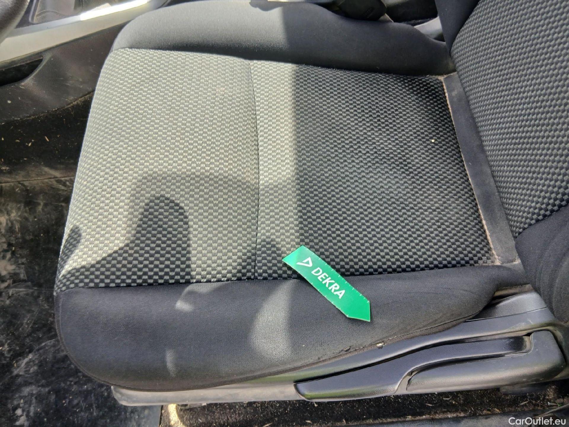  Nissan  Navara NISSAN  / 2015 / 4P / pickup Doble Cab. 2.3dCi 120kW(160CV) Acenta #19